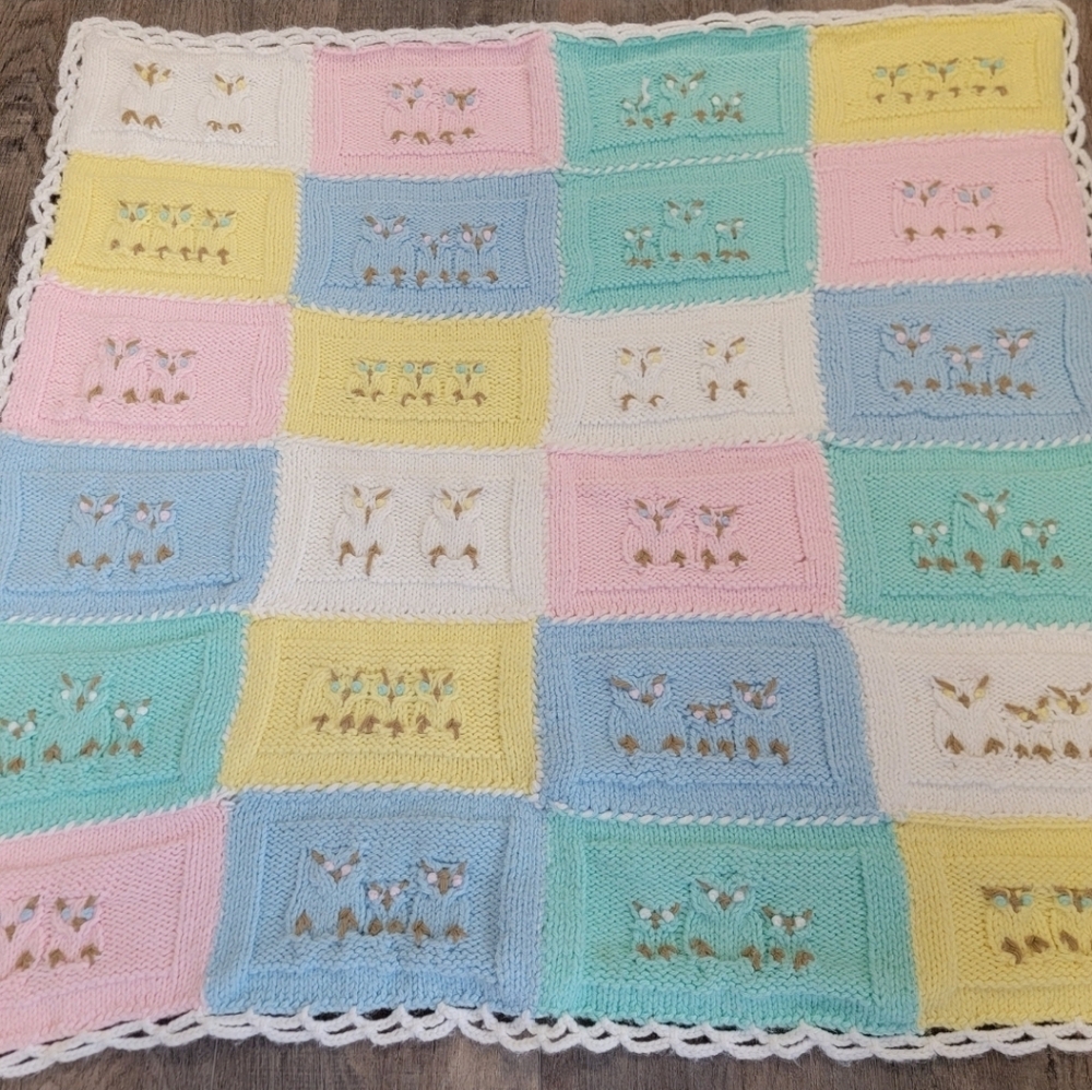 Handmade Crochet Baby Owls Blanket 32"x30" Multicolor Pastels Boy Or Girl Vtg